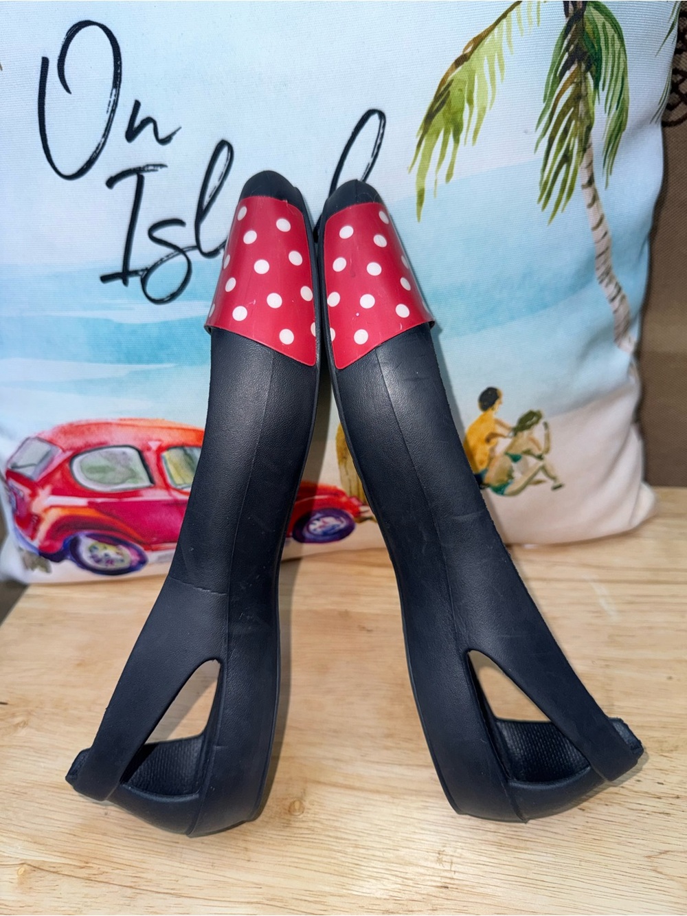 Crocs Women'S Sienna Minnie Mouse Flats Shoes In Black/Red Size 8 - Picture 8 of 10